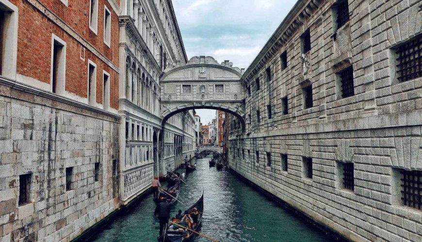 Get great deals on flights, cruises and tours. Book now!